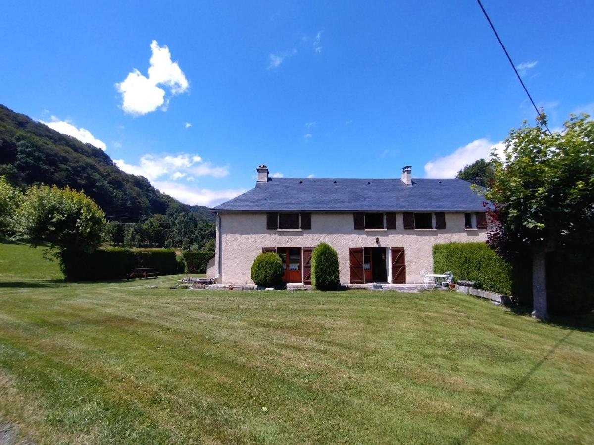 Gite De La Seoube Campan Exteriér fotografie